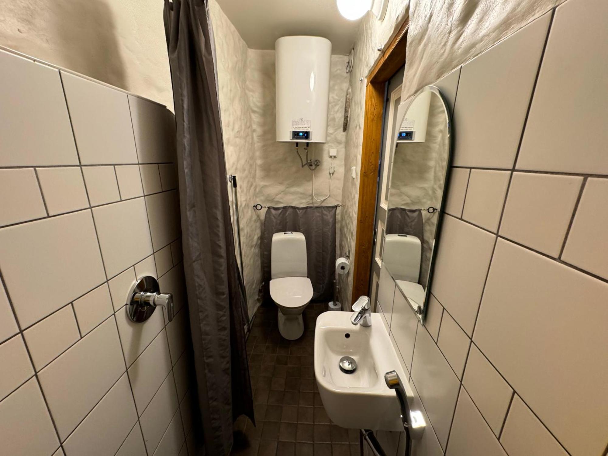 Old Bishop'S House Apartment Tallinn Bagian luar foto