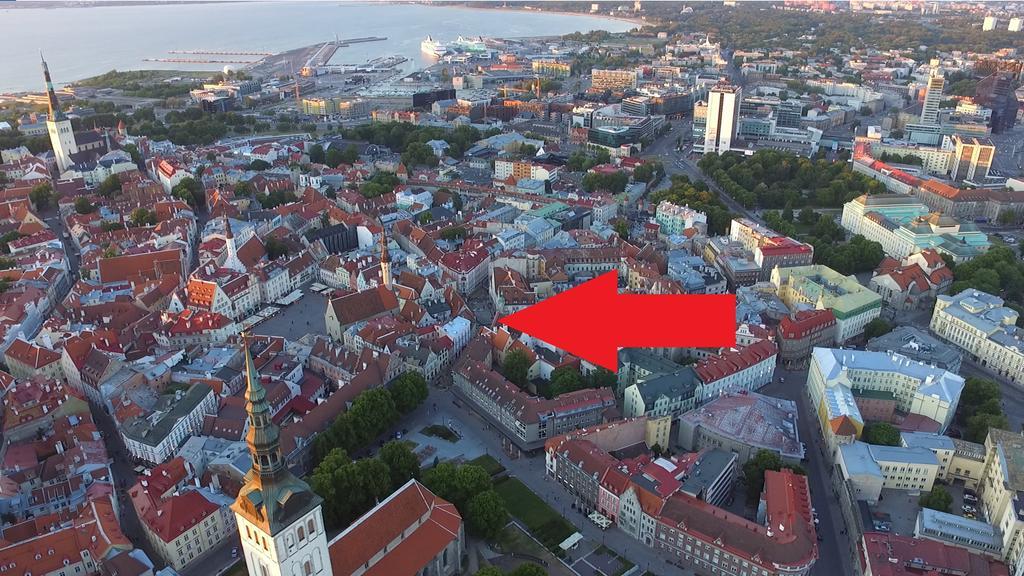 Old Bishop'S House Apartment Tallinn Bagian luar foto